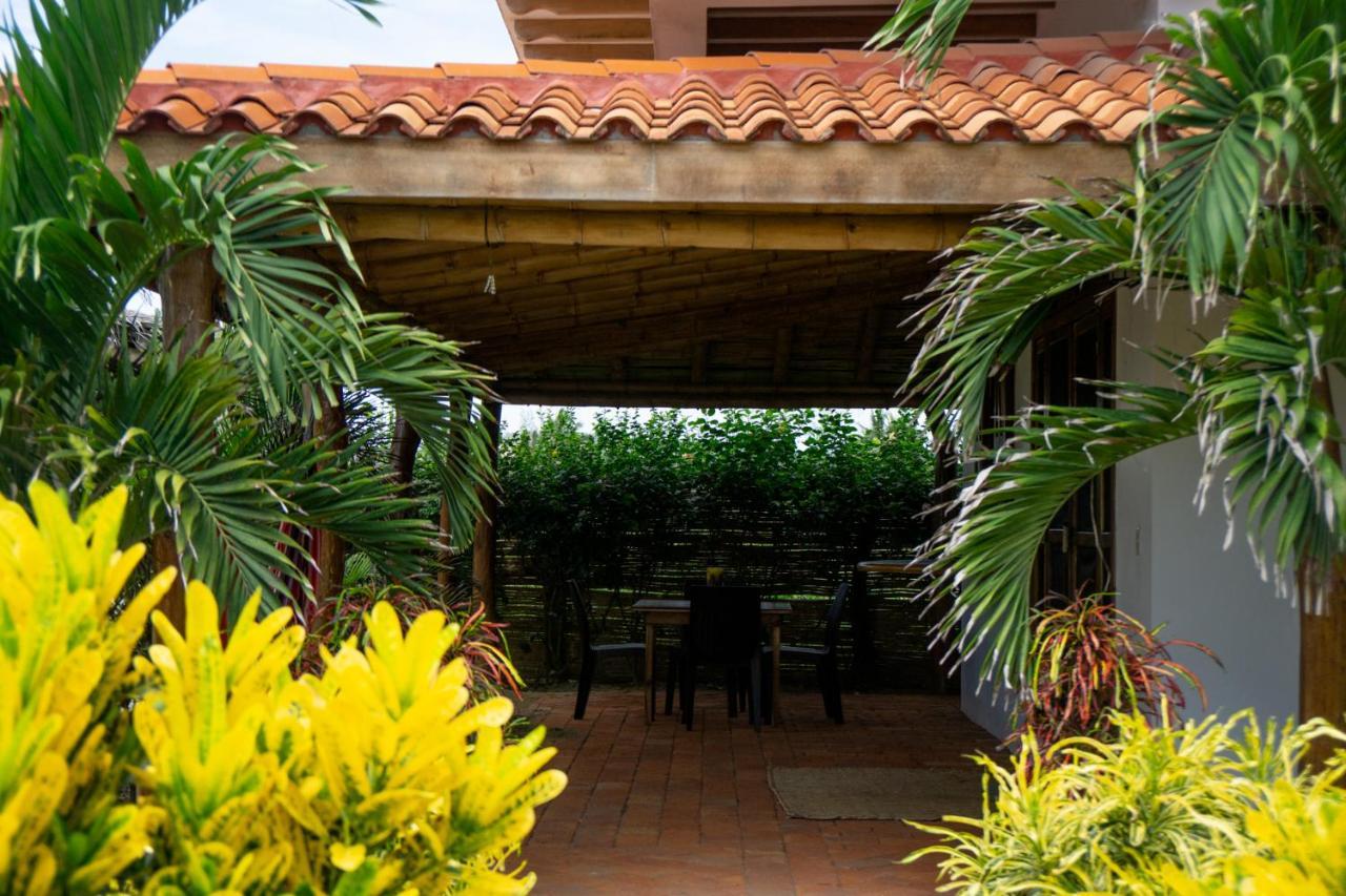 Canoa Suites Exterior photo